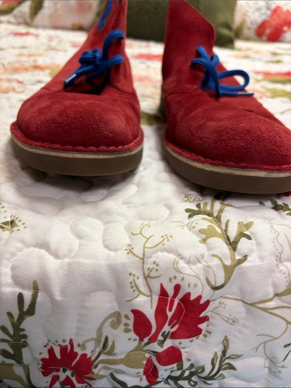 Men's Red Suede leather Clarks Chukka Boots with Blue Laces